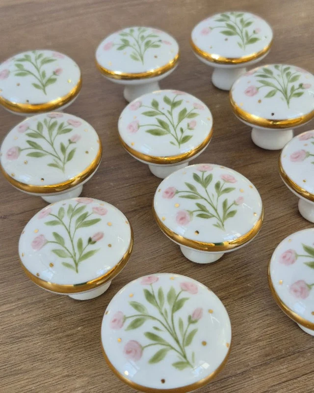 Puxador em Porcelana 100% Pintado a Mão