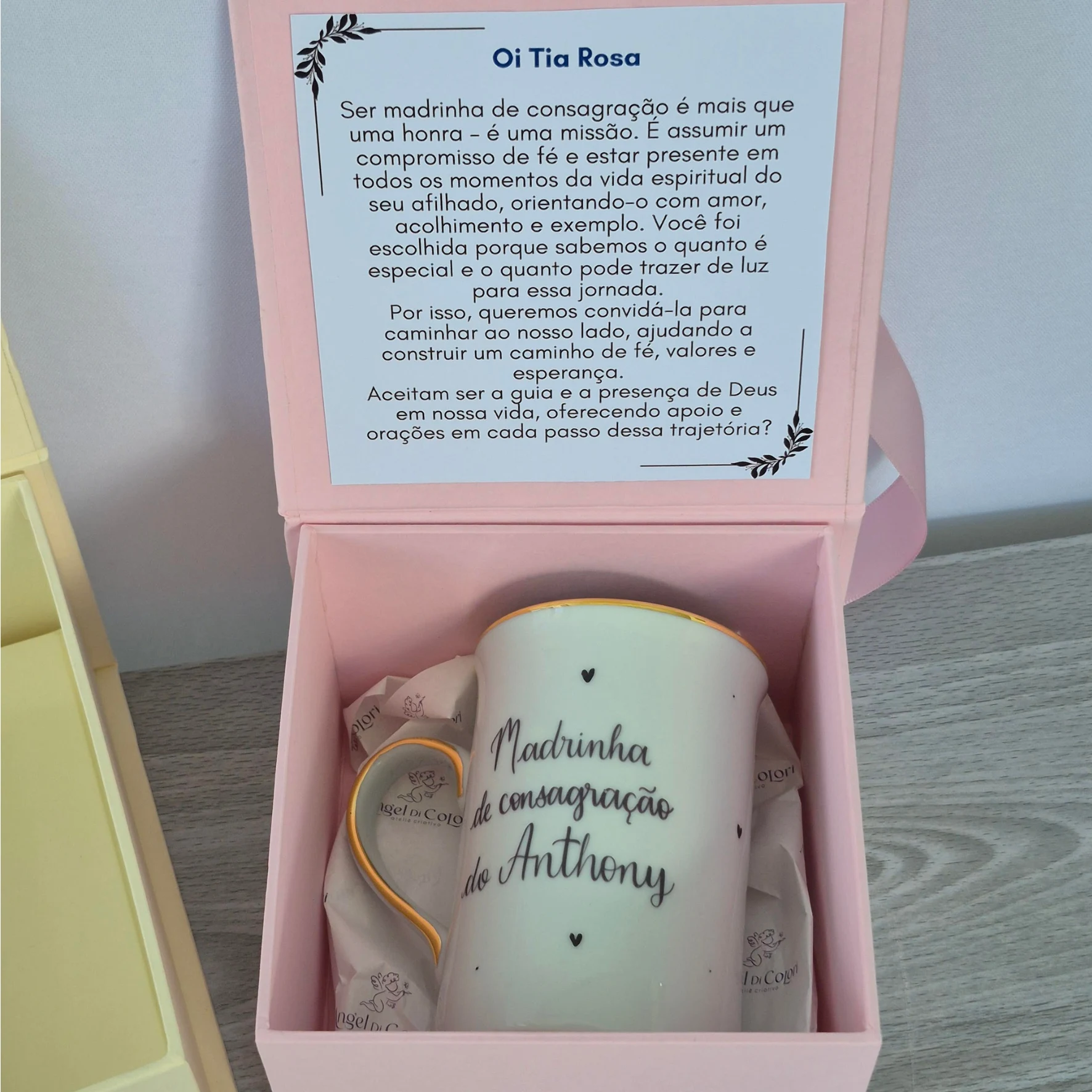 Kit individual com Caneca e caixa cartonada