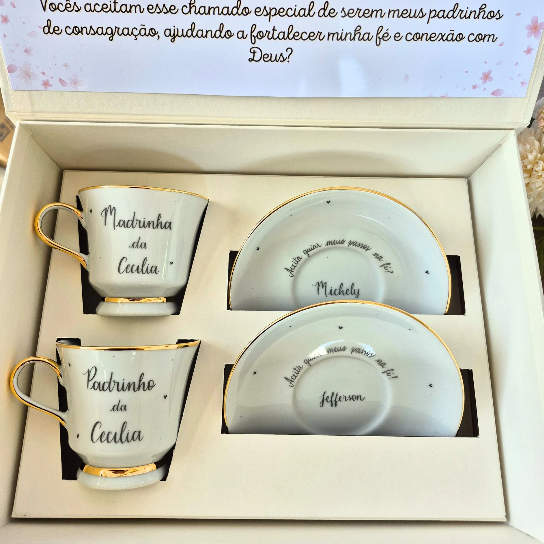 Kit Duplo de Xícaras de Chá com caixa cartonada (2ooml)